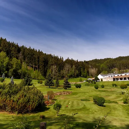 Cihelny Golf & Wellness Ξενοδοχείο 4*