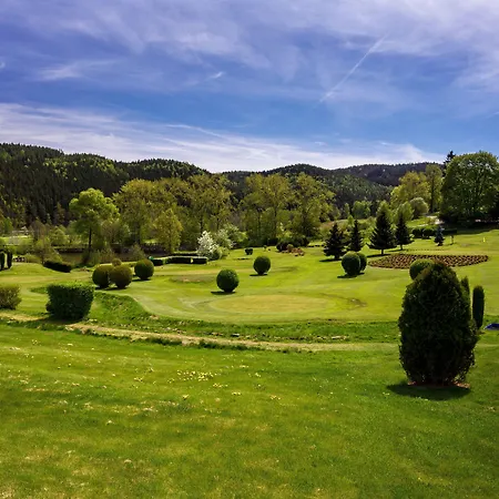 Cihelny Golf & Wellness 4*