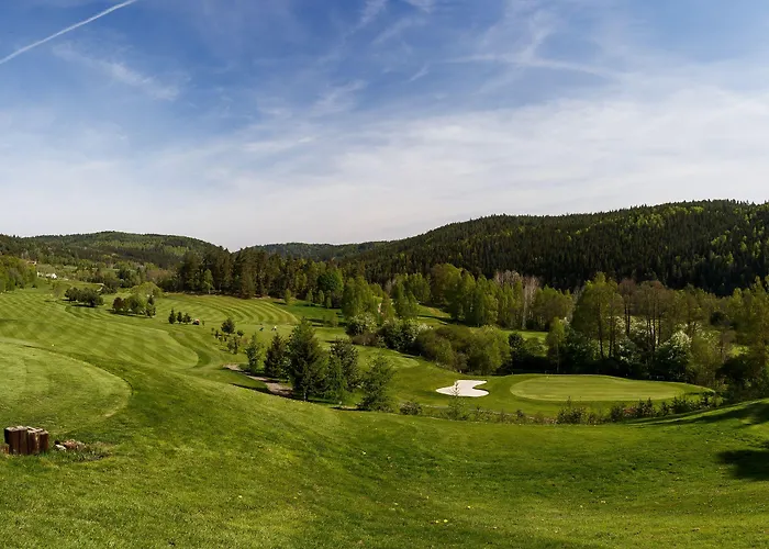 Cihelny Golf & Wellness מלון