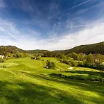 Cihelny Golf & Wellness 4* Karlovy Vary